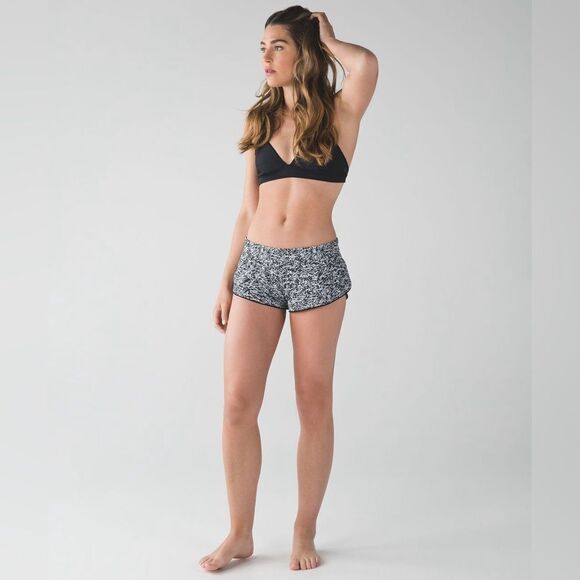 Lululemon Reversible Surf Short II Mini In Ripple White Seal Grey/Black Size 10 - Picture 2 of 12